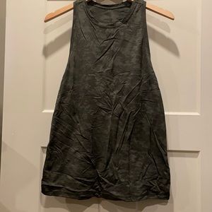 lululemon camo green tank top